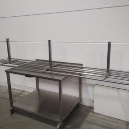 Ceiling hanging rack / table-standing rack